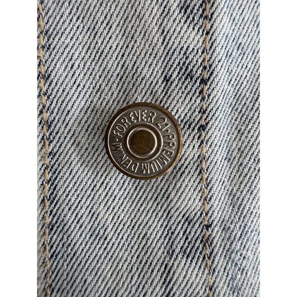 Forever 21 Distressed Denim Jacket Light Wash Oversized Jean Trucker Small - Picture 6 of 16